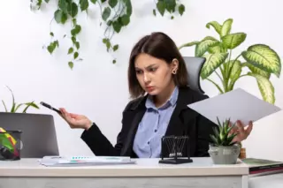Бухгалтер подавал нулевые отчеты, а салон работал: что делать?