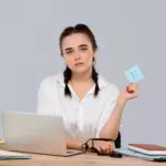 Можно ли включить в договор с клиентом пункт о невозврате предоплаты?